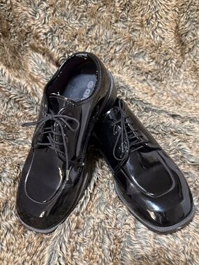 Gateway men's black faux patent leather square-toe tuxedo oxfords Size 8.5